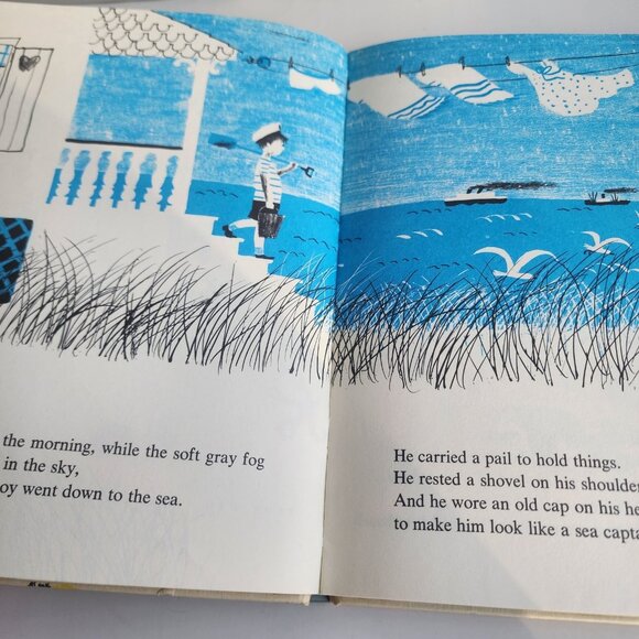 Dandelion Library FLIP BOOK: My Mother is the Most Beautiful Woman in the World - Picture 9 of 16